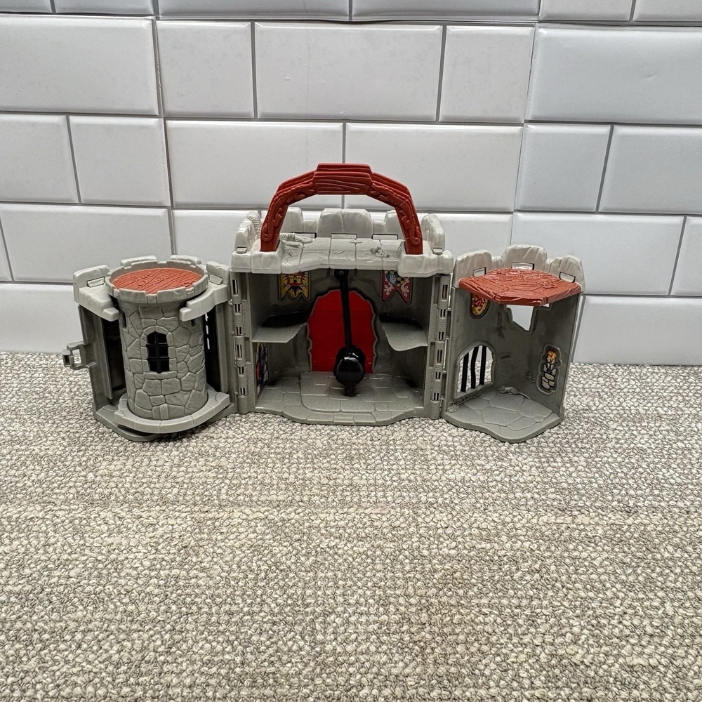 Fisher Price Great Adventures All In One Castle Take Along Playset 1998 Vintage - Picture 2 of 11